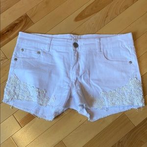 Reign lace detail shorts